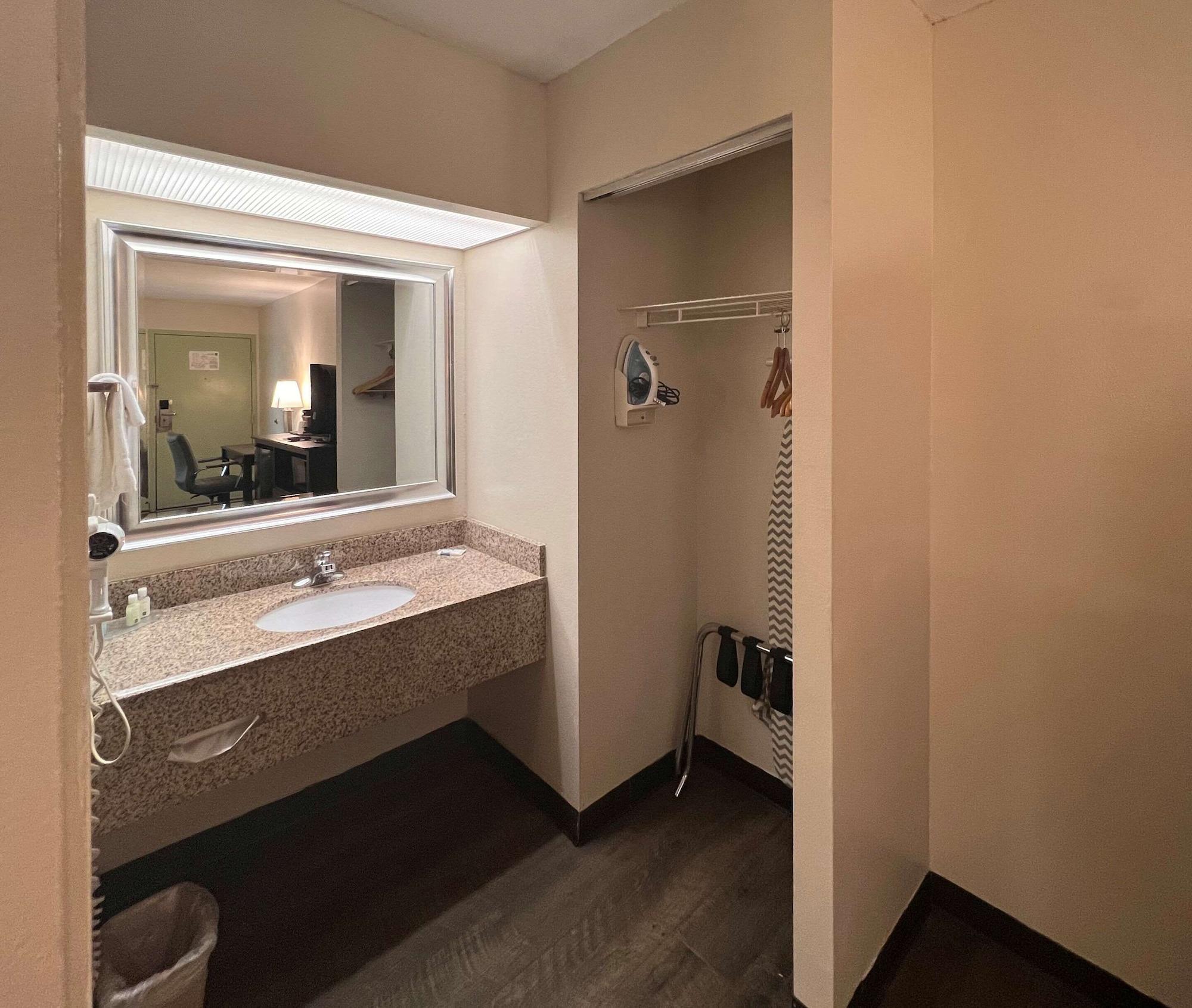 Quality Inn Foley Esterno foto