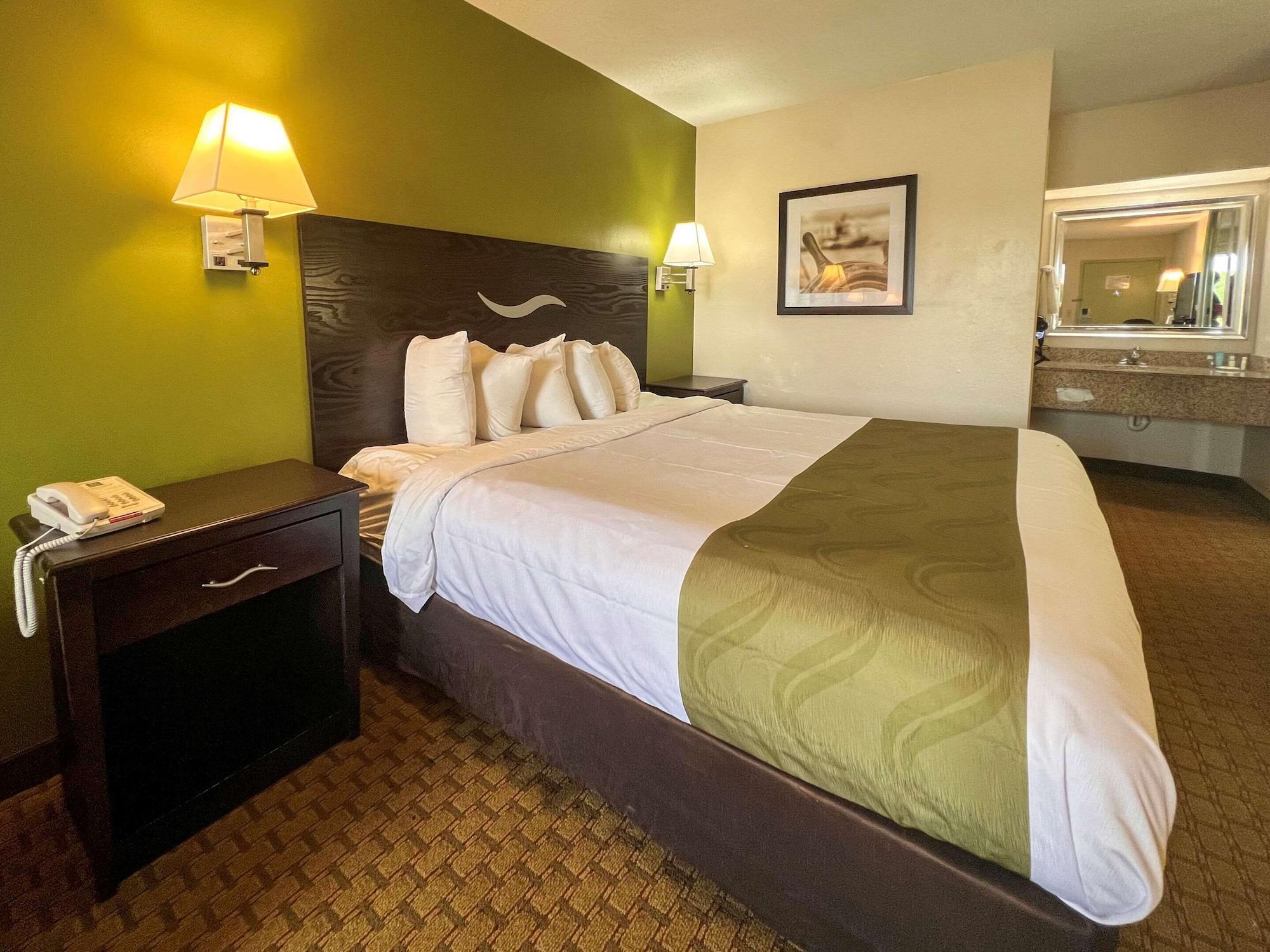 Quality Inn Foley Esterno foto